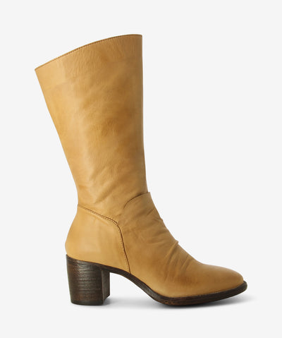 Camel leather calf boots with an inner zip fastening and features a gentle wrinkle upper, block heel with an almond toe.