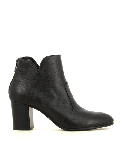 A black leather ankle boot featuring a 6.5cm block heel and almond shaped toe. Made by Top End. This style runs true to size. 
