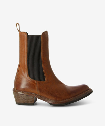 Brown leather Western style Chelsea boots with a pull-on style with elastic gussets and features low block heel and an almond toe.