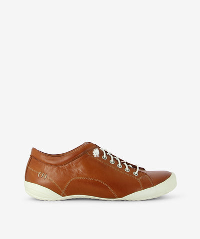 Classic, clean, and made for all-day comfort – the Marco Martini 765.01 is your go-to Tan sneaker for effortless style. Sleek enough for smart-casual yet relaxed for everyday wear.
Features &amp; Materials:
• &nbsp; &nbsp;Soft denim leather upper with natural texture
• &nbsp; &nbsp;Elastic lace design with white cotton-blend laces and metal eyelets
• &nbsp; &nbsp;Low-profile white rubber sole for grip and flexibility with rounded toe