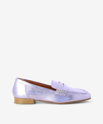 Lilac metallic leather loafers with a slip-on style and features a low stacked heel and a square toe.
