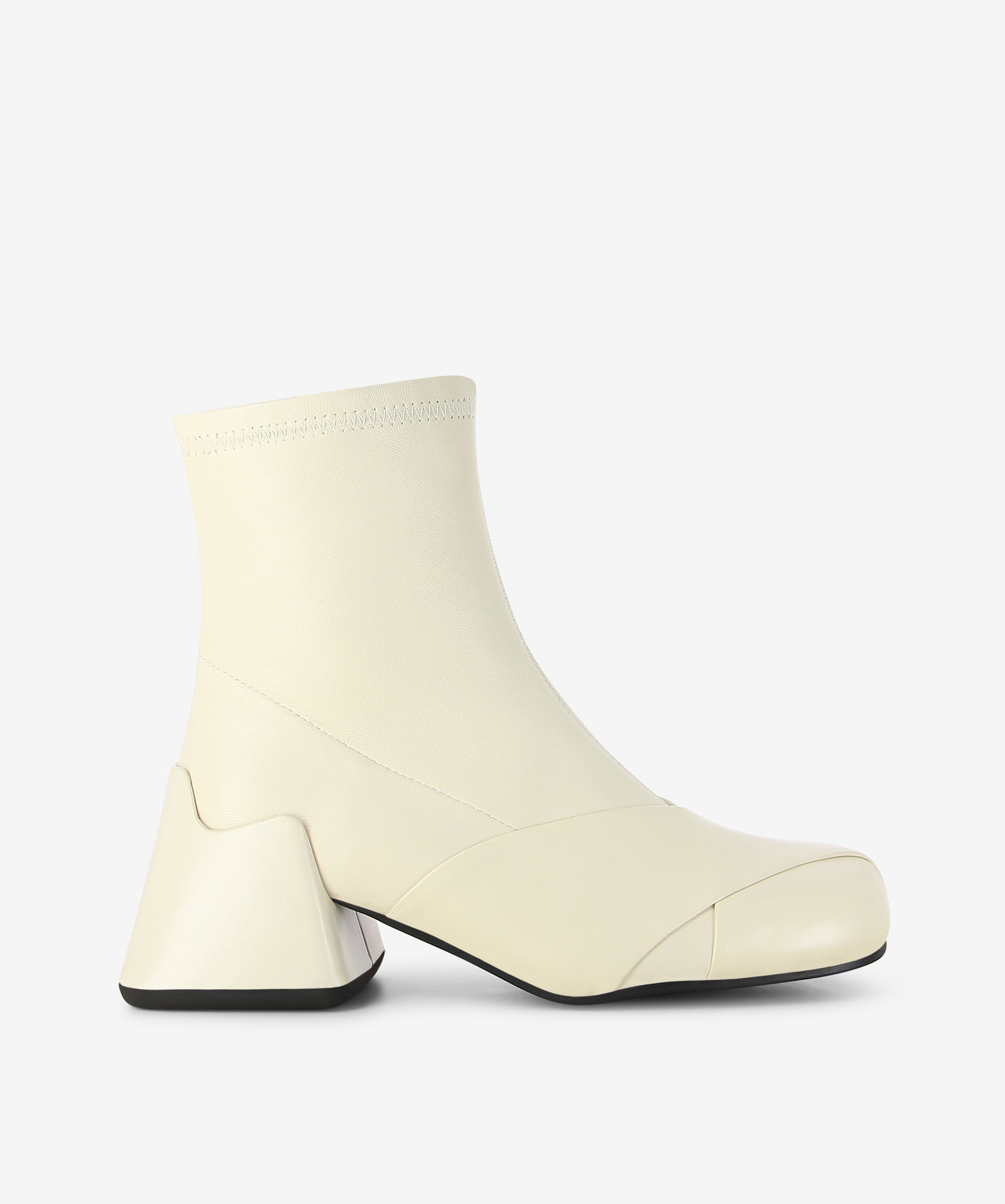 Charlee by 2 Baia Vista – ZOMP