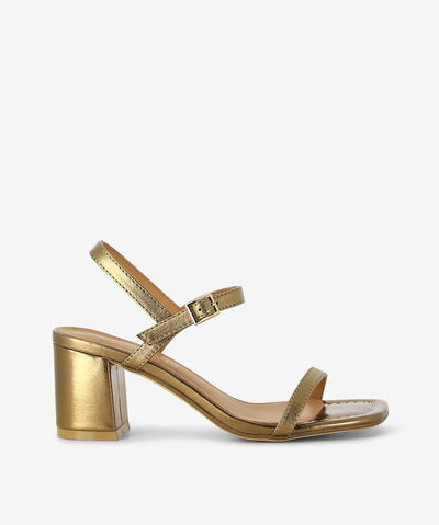 Meet Daisy by 2 Baia Vista your go-to heel with a modern essential—crafted in metallic Bronze leather and finished with a buttery-soft nappa leather insole for elevated comfort. Slim toe strap and adjustable ankle buckle fastening, slingback silhouette for a modern, breathable fit, sculptural block heel for statement stability and square open toe.