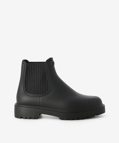 Black rubber Chelsea boots by Unisa. Is a slip on style features a Superlight toe cap, removable and ergonomic insole and an almond toe.