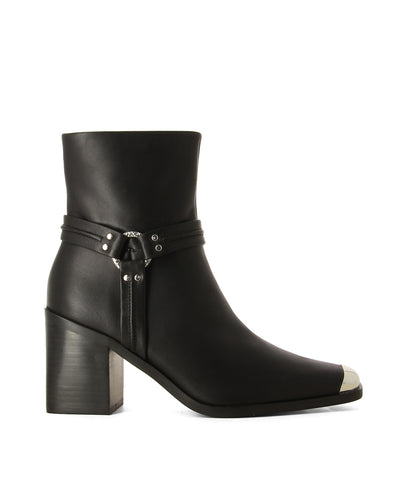 Black leather Western-style ankle boots that have an inner zipper fastening, leather ankle strap, block heels, a square toe with a silver hardware finish by Senso.
