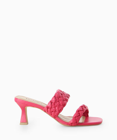 Berry leather heels with two braided leather straps, an hourglass heel and a soft square toe.