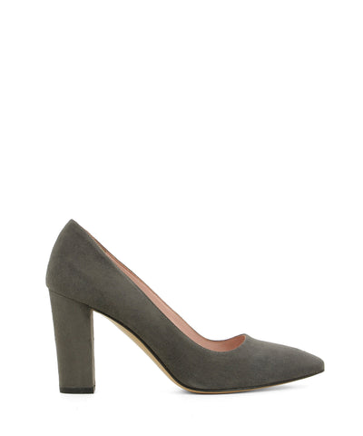 A classic grey suede leather court shoe by ZOMP. The 'M502' features a block heel and a pointed toe.