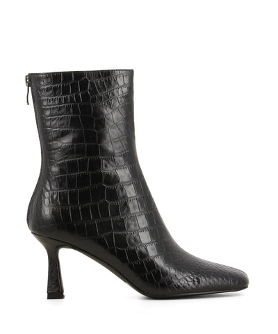 Black leather ankle boots featuring zipper fastenings, a croc embossed upper, an hourglass heel and a square toe by 2 Baia Vista.